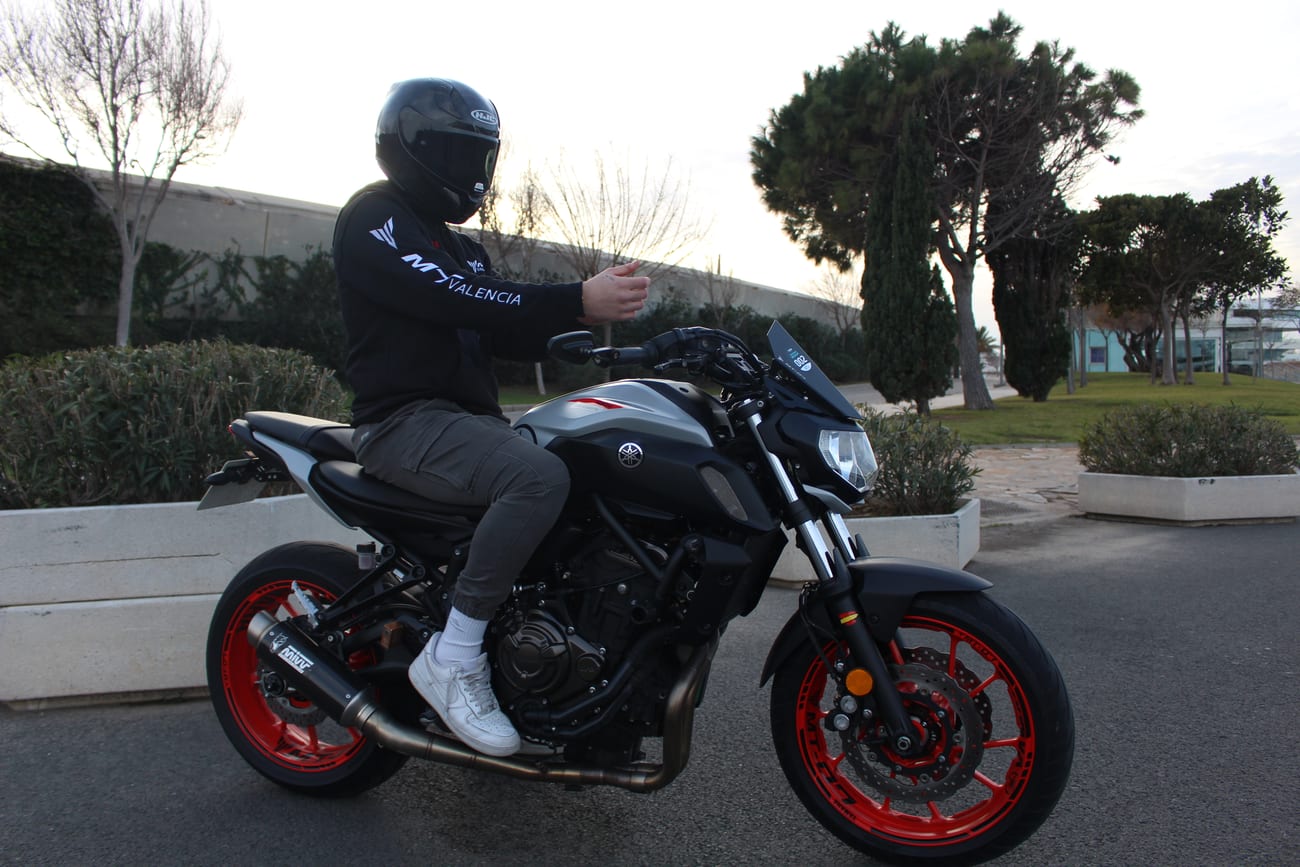 Ropa personalizada para MT Valencia